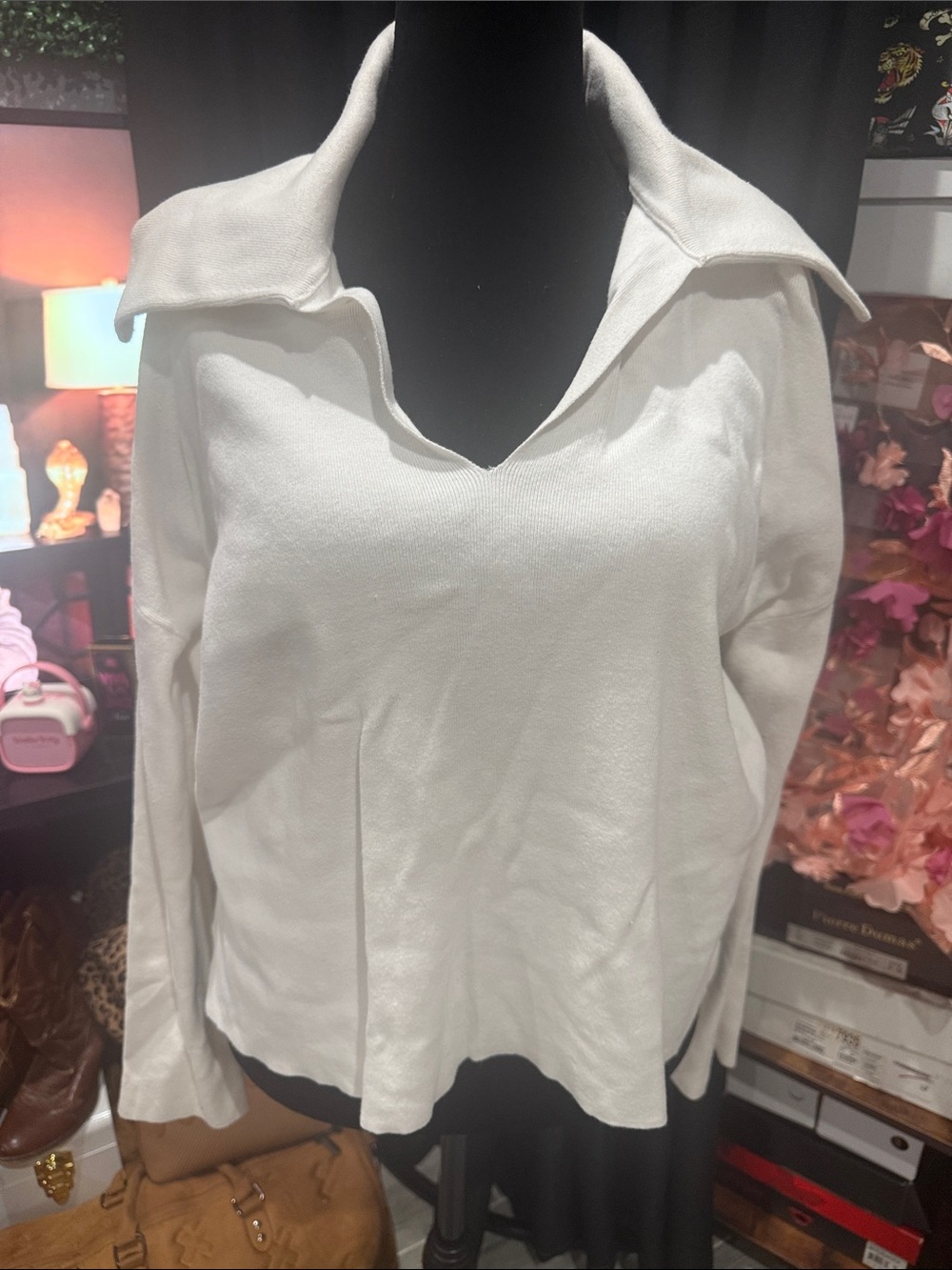 Express White V-Neck Collared Pullover - Picture 4 of 7